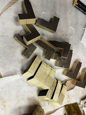 гидроабразивная резка ручек из латуни.jpeg