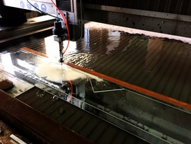 криволинейная резка зеркала.jpeg